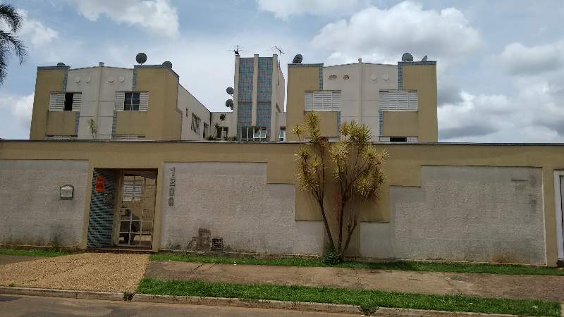 Alugar kitnet parque universitario em franca
